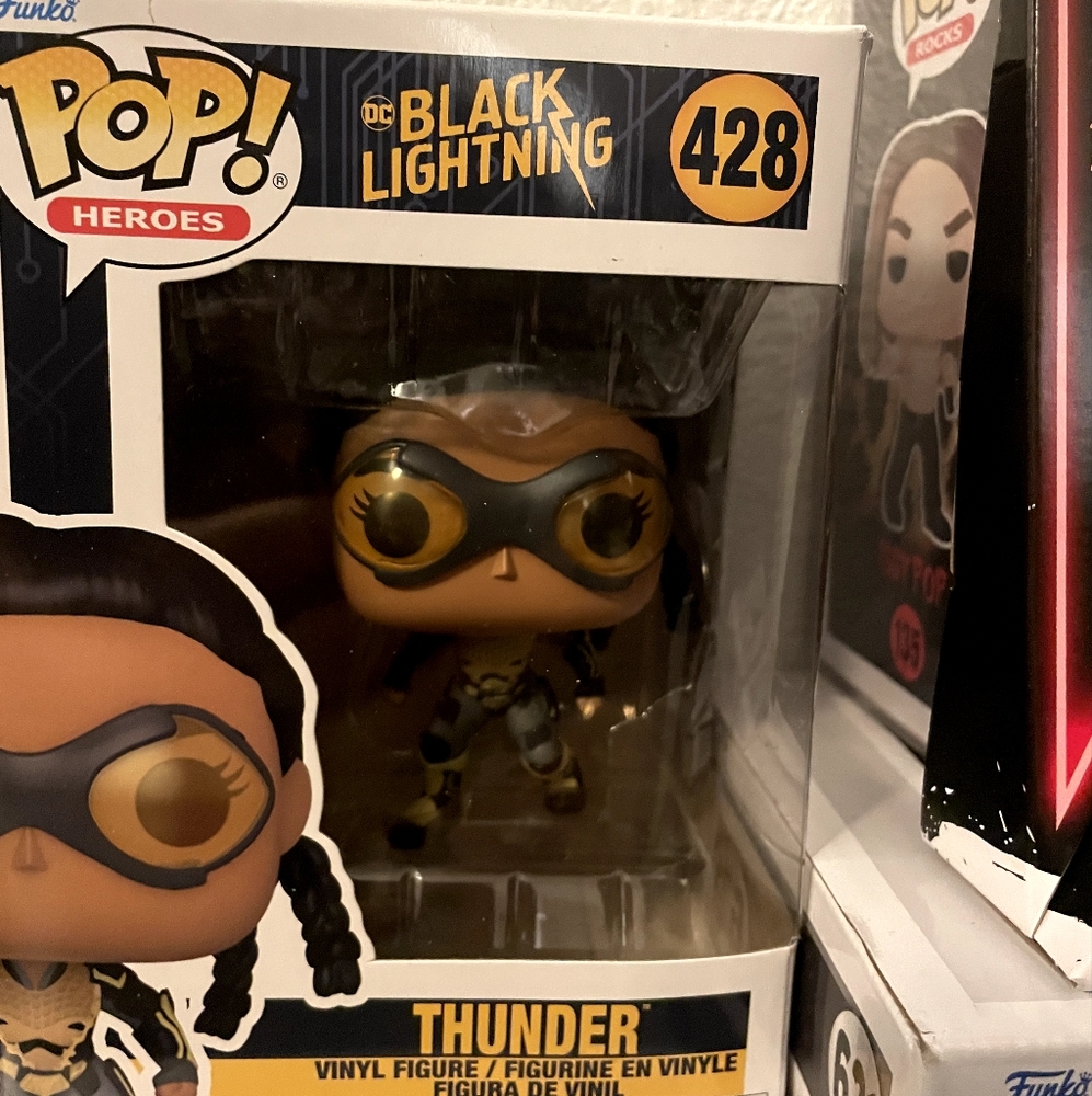 Funko Pop! Heroes Black Lightning Thunder Figure